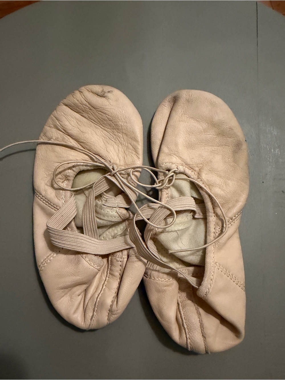 Capezio Leather Ballet Slippers in Light Pink